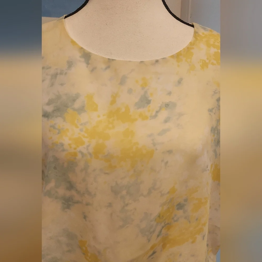 Calvin Klein Yellow and Gray Patterned Blouse - Picture 3 of 10